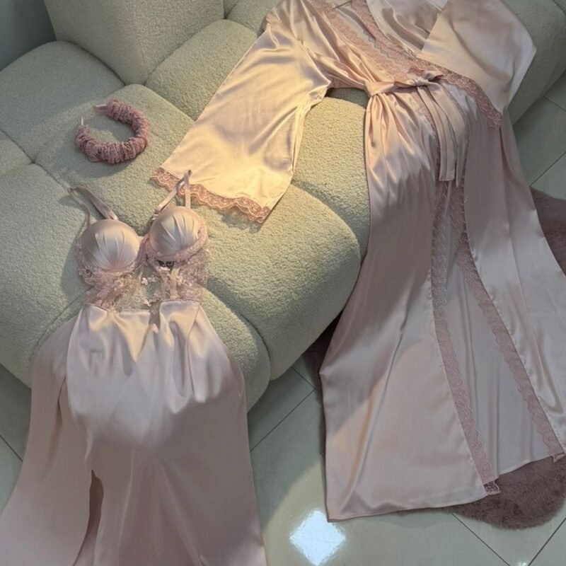 ROYAL PINK